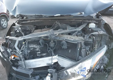 2017 Toyota Highlander Se from USA, damaged, VIN 5TDJZRFH8HS360685